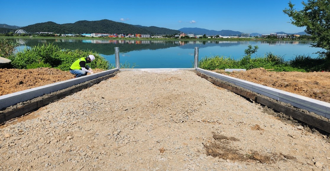 녹지경계석 설치(거푸집)